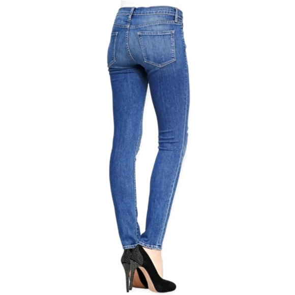 Frame Le Skinny De Jeanne Distressed Jeans in Matteson Wash 25 - Picture 2 of 15